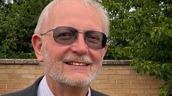 Cllr Simon Coles