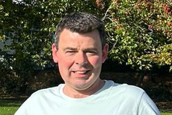 Cllr Derek Perry